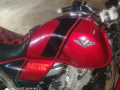 Bajaj V15